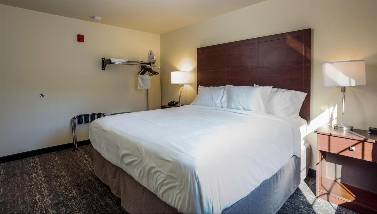 Cobblestone Inn & Suites - Brookville المظهر الخارجي الصورة