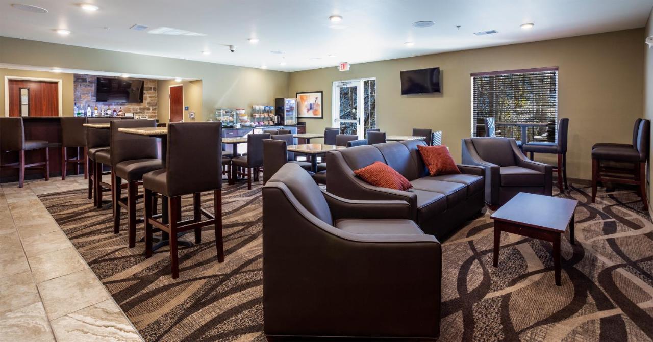 Cobblestone Inn & Suites - Brookville المظهر الخارجي الصورة